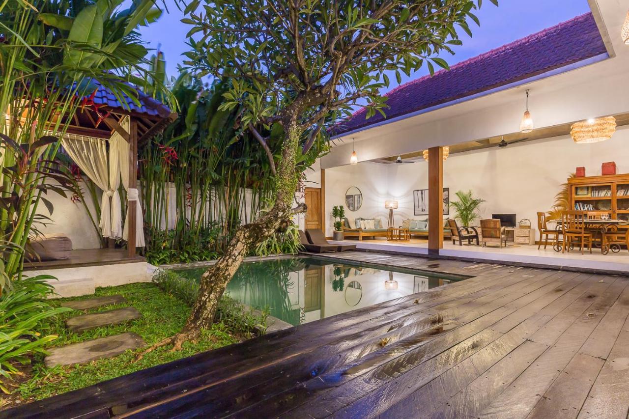 Pulesari 2 Bedrooms سمينياك المظهر الخارجي الصورة